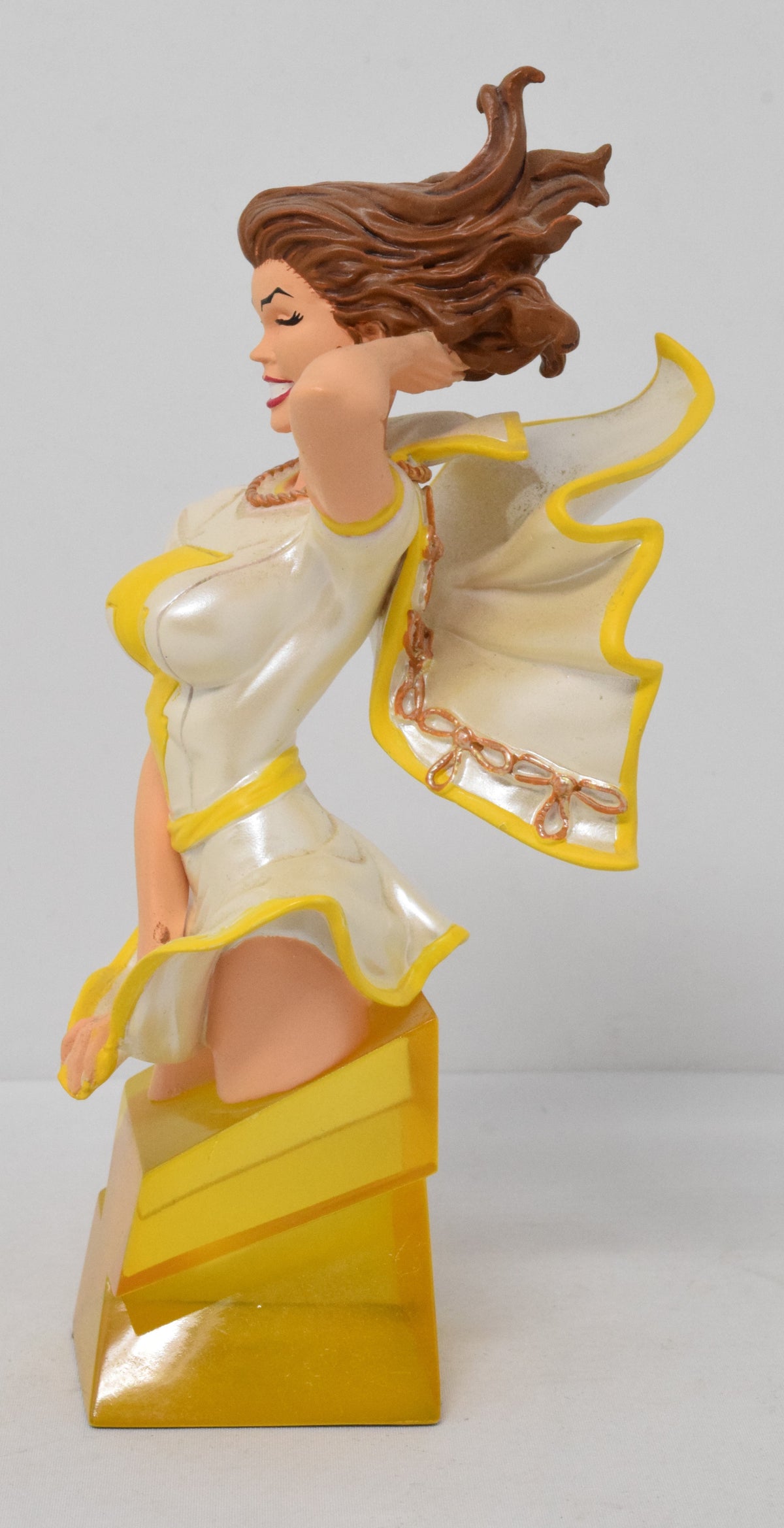 Shazam Mary Women Of DC Direct Universe Bust Statue Terry Dodson