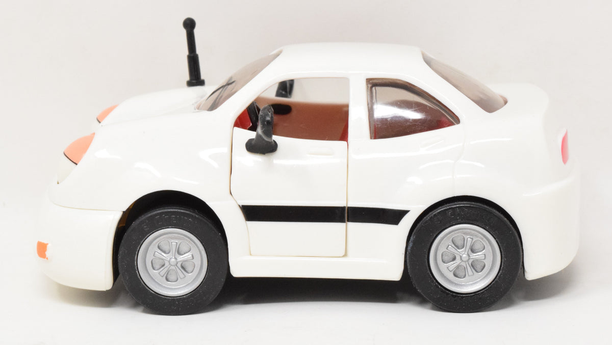 Chevron Cars Sam Sedan Gasoline Promo 1996