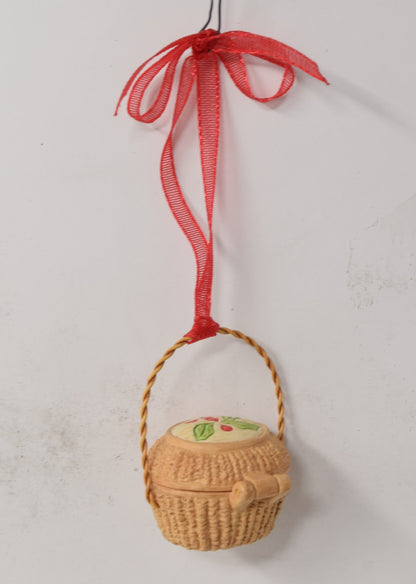 Hallmark Keepsake Ornament Sleepy Time Mouse Christmas Tree 2005 NIB